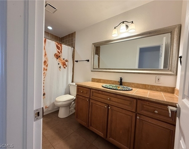 12750 Equestrian Circle - Photo Thumbnail 6