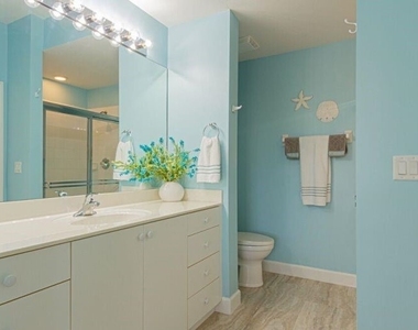 10700 Ravenna Way - Photo Thumbnail 20