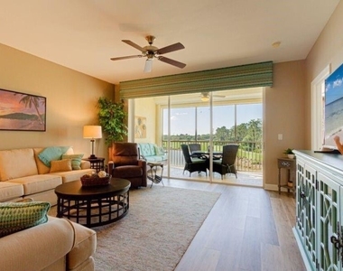 10700 Ravenna Way - Photo Thumbnail 14