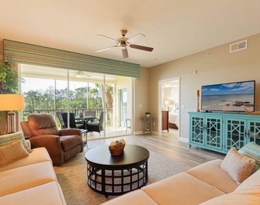 10700 Ravenna Way - Photo Thumbnail 16