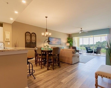 10700 Ravenna Way - Photo Thumbnail 4