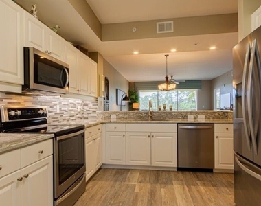 10700 Ravenna Way - Photo Thumbnail 12