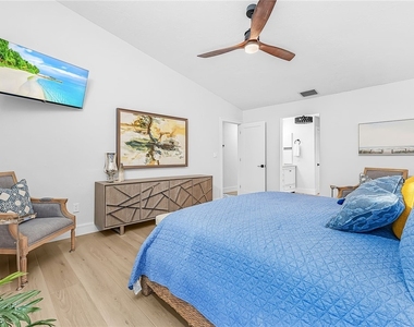 663 110th Avenue N - Photo Thumbnail 11