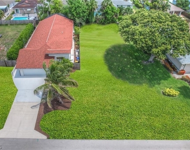 663 110th Avenue N - Photo Thumbnail 32