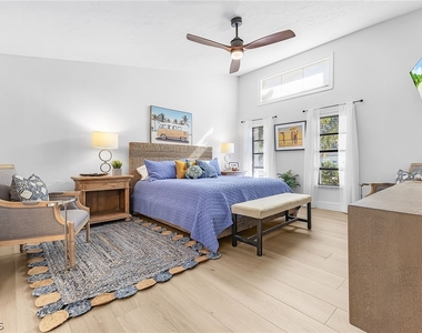 663 110th Avenue N - Photo Thumbnail 10