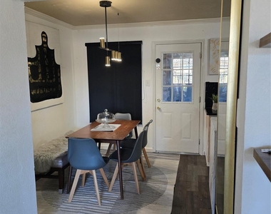6402 Frosty Brook Drive - Photo Thumbnail 8