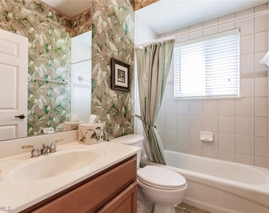7859 Berkshire Pines Drive - Photo Thumbnail 13