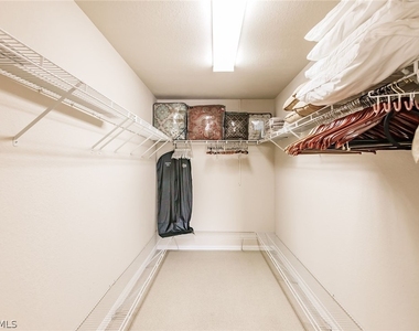 7859 Berkshire Pines Drive - Photo Thumbnail 25