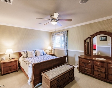 7859 Berkshire Pines Drive - Photo Thumbnail 31