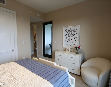 1135 3rd Avenue S - Photo Thumbnail 20