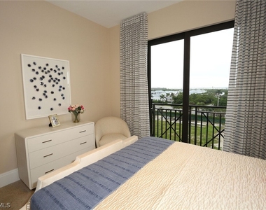 1135 3rd Avenue S - Photo Thumbnail 19