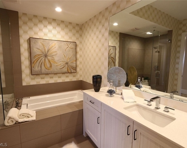 1135 3rd Avenue S - Photo Thumbnail 14