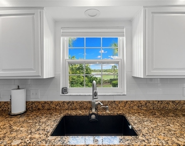 4140 Bayhead Drive - Photo Thumbnail 8