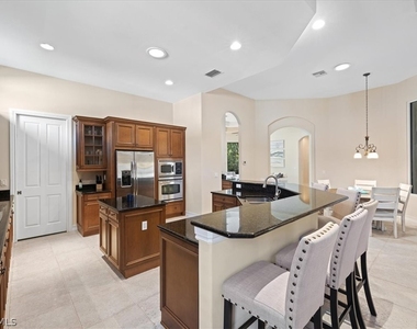 9094 Sahalee Court - Photo Thumbnail 17