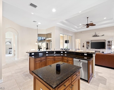 9094 Sahalee Court - Photo Thumbnail 19