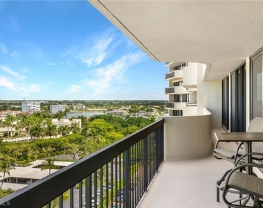 4001 Gulf Shore Boulevard N - Photo Thumbnail 2