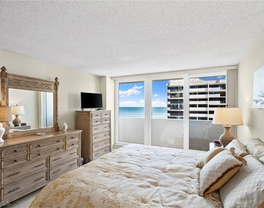 4001 Gulf Shore Boulevard N - Photo Thumbnail 19