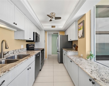4001 Gulf Shore Boulevard N - Photo Thumbnail 28