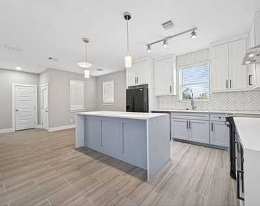 2053 Road 5707 - Photo Thumbnail 5