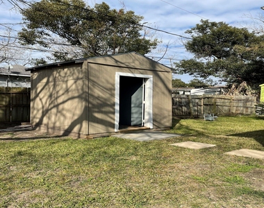 504 Green Street - Photo Thumbnail 13