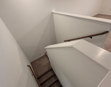 17907 Baleage Lane - Photo Thumbnail 12