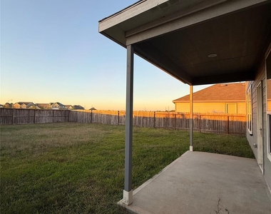17907 Baleage Lane - Photo Thumbnail 10