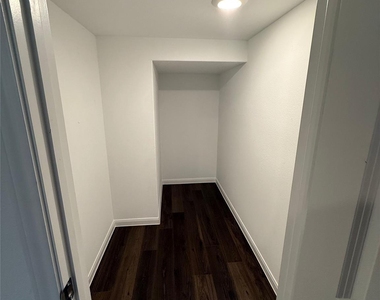 17907 Baleage Lane - Photo Thumbnail 2