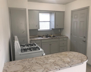 404 James Street - Photo Thumbnail 1