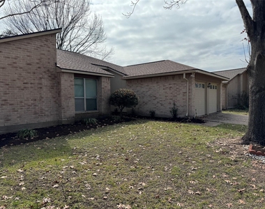 13123 Chipman Glen Drive - Photo Thumbnail 1