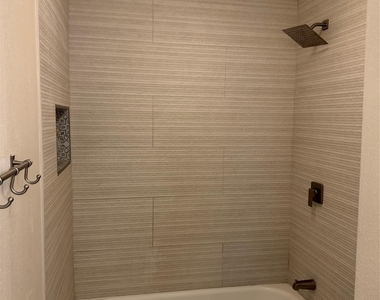 13123 Chipman Glen Drive - Photo Thumbnail 19