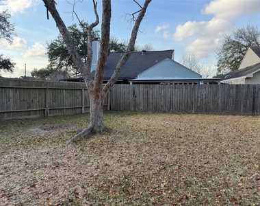 13123 Chipman Glen Drive - Photo Thumbnail 41