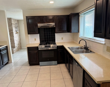 13123 Chipman Glen Drive - Photo Thumbnail 32