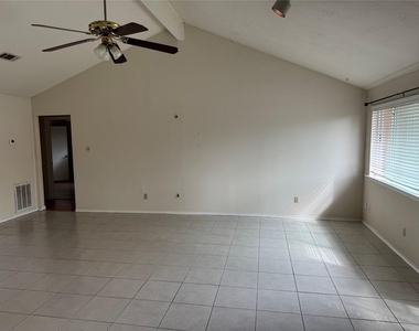 13123 Chipman Glen Drive - Photo Thumbnail 34