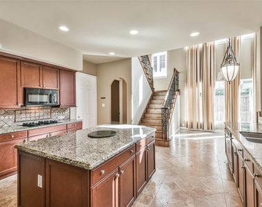 11511 Gallant Ridge - Photo Thumbnail 13