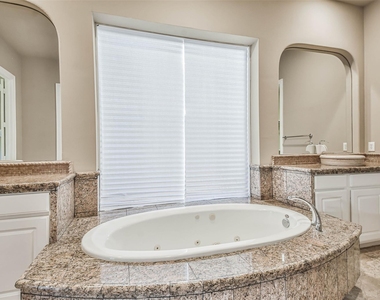 11511 Gallant Ridge - Photo Thumbnail 29