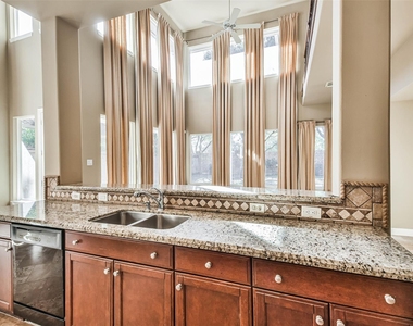 11511 Gallant Ridge - Photo Thumbnail 16