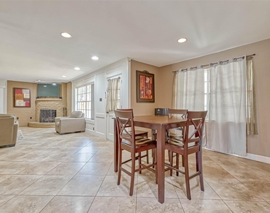 711 Lodgehill Lane - Photo Thumbnail 13