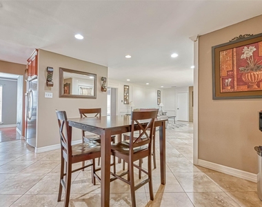 711 Lodgehill Lane - Photo Thumbnail 14