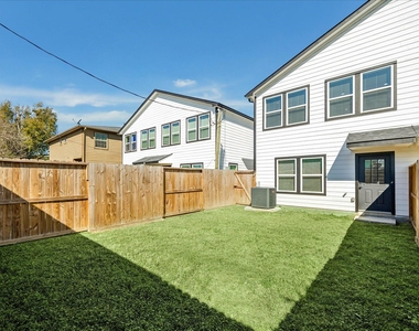9913 Porto Rico Road - Photo Thumbnail 33