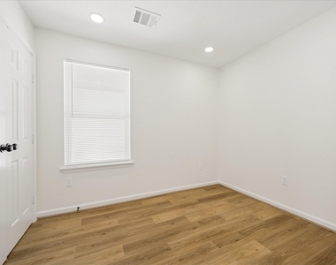 9913 Porto Rico Road - Photo Thumbnail 26