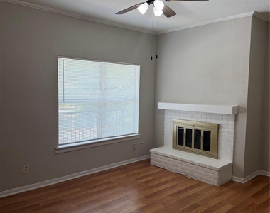 728 Bering Drive - Photo Thumbnail 14