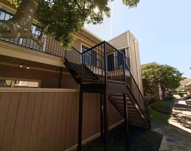 728 Bering Drive - Photo Thumbnail 11