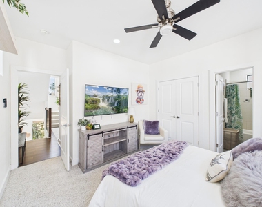1404 Spring Street - Photo Thumbnail 38