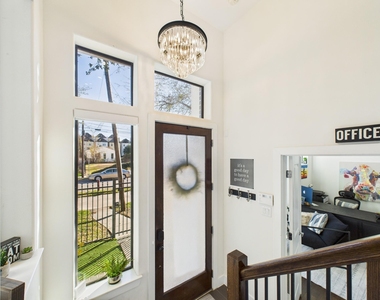 1404 Spring Street - Photo Thumbnail 3