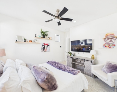 1404 Spring Street - Photo Thumbnail 37