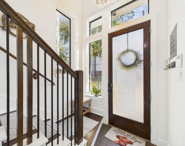 1404 Spring Street - Photo Thumbnail 4