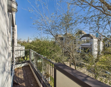 1404 Spring Street - Photo Thumbnail 30