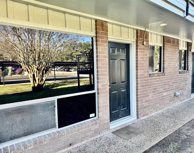 2201 North Grand Boulevard - Photo Thumbnail 2