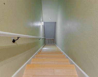 3800 Tanglewilde Street - Photo Thumbnail 15
