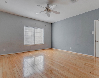 3800 Tanglewilde Street - Photo Thumbnail 6
